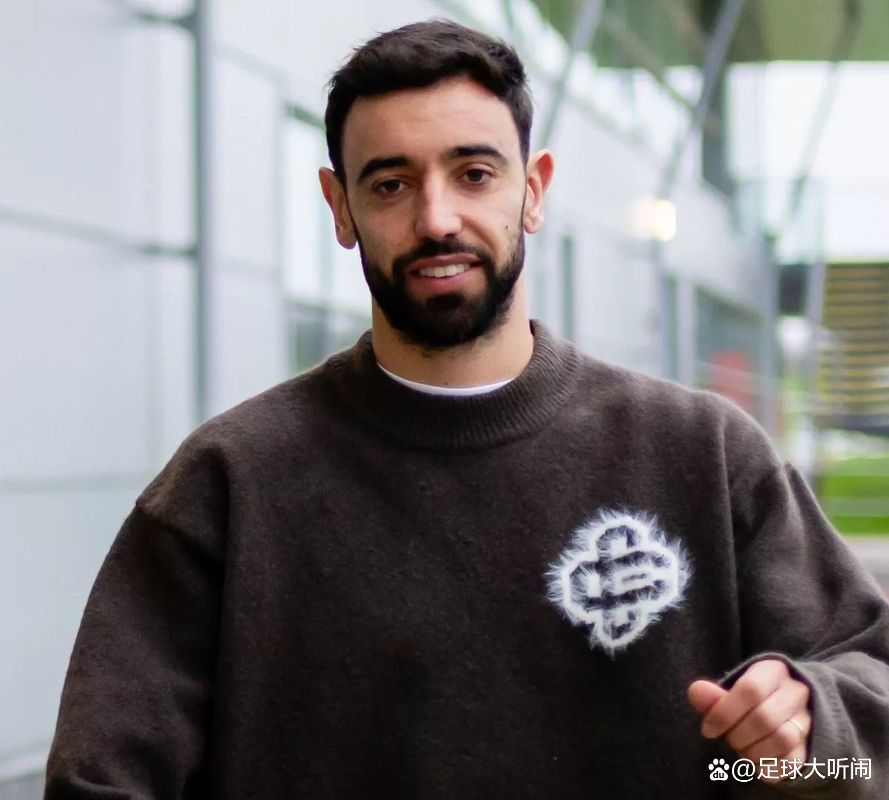 九游体育-包含亚冠倒计时，阿斯顿维拉赛前远射贴柱，细节引发关注，媒体盛赞，纪律约束更严格的词条